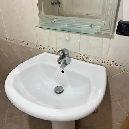 Проживание в семье Durres Beach Room